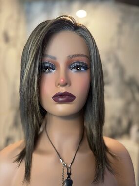 Straight Layered Women's Wig in Ash Brown with Blonde Highlights